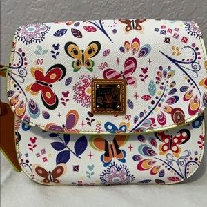 Disney Dooney & Bourke Epcot F & G Festival 2019